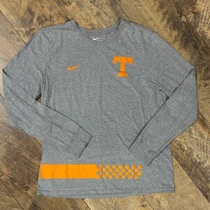 NIKE Athletic Cut Tennessee Volunteers Long Sleeve Gray Tee, Size L